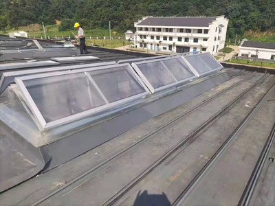 三角型排烟天窗